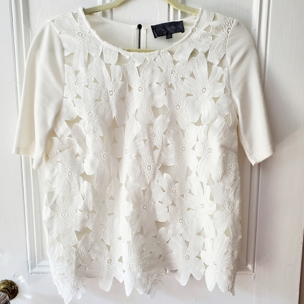 Anthropologie Sunday in Brooklyn White Floral Lace Blouse